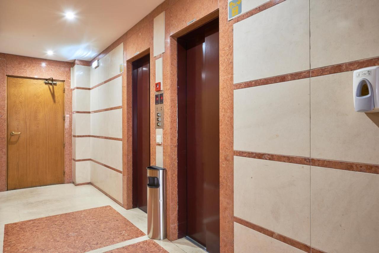 Modern Apartment With Swiming Pool & Garage - Lisboa Dış mekan fotoğraf