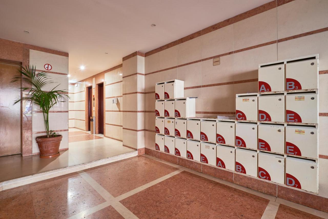 Modern Apartment With Swiming Pool & Garage - Lisboa Dış mekan fotoğraf