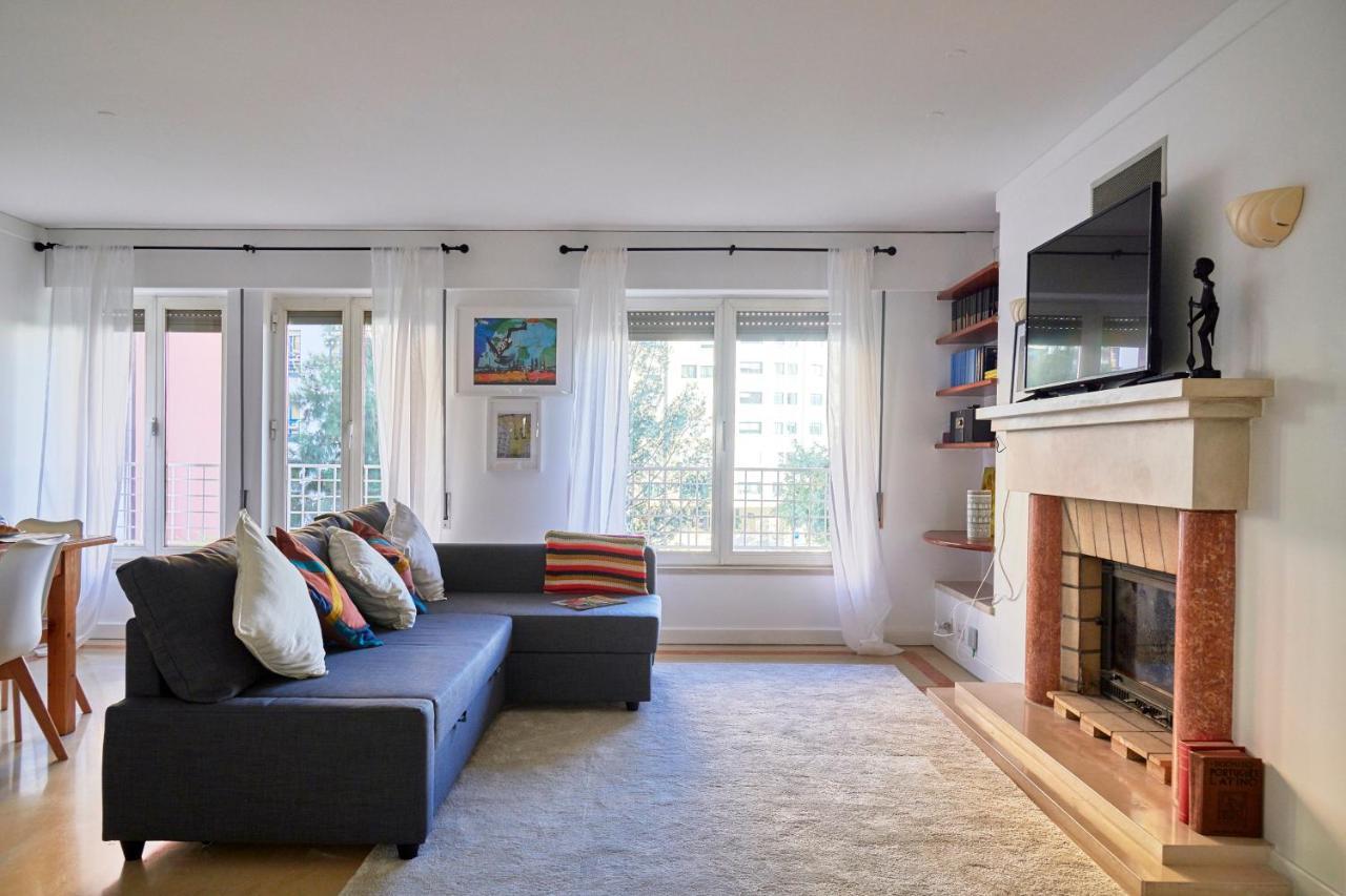 Modern Apartment With Swiming Pool & Garage - Lisboa Dış mekan fotoğraf